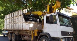 Caminhão furtado em Araraquara é localizado na SP-318