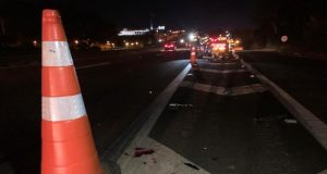 Homem atropelado por moto na SP-255 morre no hospital