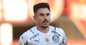 Palmeiras bate Atlético-GO e segue embalado no Brasileirão