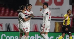 São Paulo bate o Vasco no primeiro jogo das oitavas da Copa do Brasil