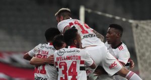 Brasileirão: São Paulo vence o Athletico e deixa a zona de rebaixamento