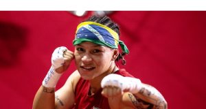 Tóquio 2020: Bia Ferreira é derrotada e fica com a prata no boxe feminino