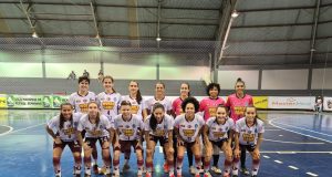Em sétima vitória consecutiva, futsal feminino faz 14 gols