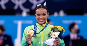 Tóquio 2020: Rebeca Andrade conquista medalha de ouro no salto