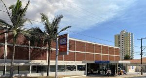 Polícia Civil investiga queda de jovem do segundo andar de prédio