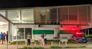 Homem é baleado no pescoço e diz pra polícia que foi ex-mulher