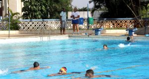 Natação de Araraquara brilha em piscinas de Ribeirão Preto