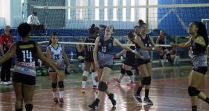 Vôlei feminino sub-20 termina invicto 1º turno da APV