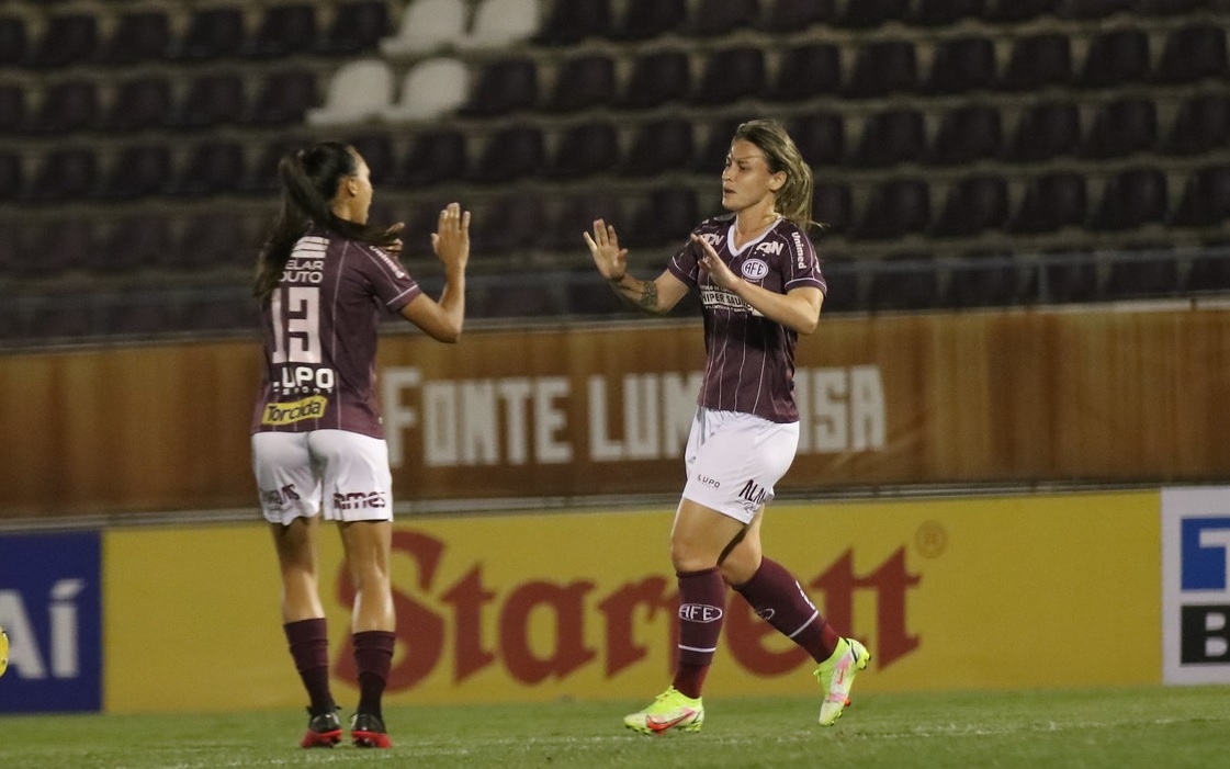 Guerreiras Grenás brigam por vaga à semifinal do Paulista