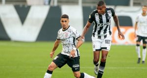 Corinthians perde do Ceará no Castelão, mas segue no G4