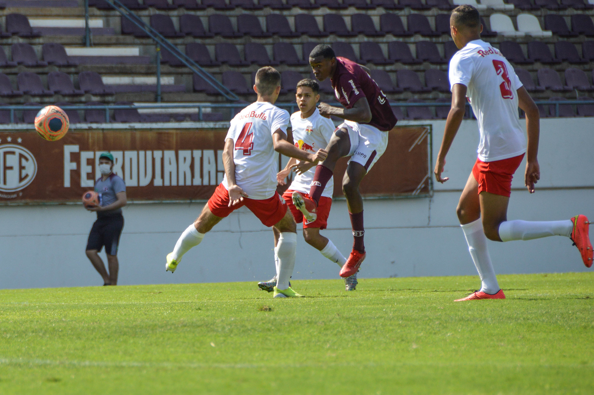 AO VIVO E COM IMAGENS: RED BULL BRAGANTINO X FERROVIÁRIA, FINAL, IDA