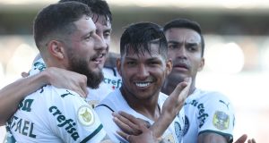Palmeiras vence o Santos na Vila e Red Bull Bragantino perde para o Athletico
