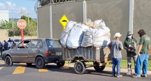 Prefeitura “breca” descarte irregular de entulho na região da Chácara Flora