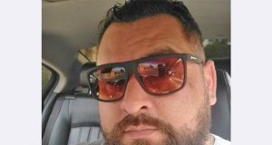 Motociclista sofre mal súbito e morre durante trilha com amigos
