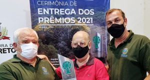Servidor Público de Araraquara recebe o Prêmio Ambientalista Regional