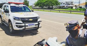 Polícia Rodoviária apreende na Washington Luís R$ 545 mil transportados para um chinês