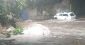 Chuva desta quarta-feira causa alagamentos e estragos em vários pontos de Araraquara