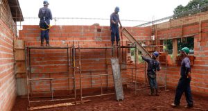 Reforma da nova sede do NGA3 e Ambulatório Trans chega à fase de cobertura