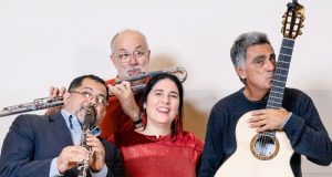 Guinga traz show gravado no Japão para Araraquara