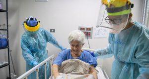 Nos hospitais de Araraquara 12 pessoas estão internadas por causa da Covid