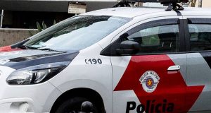 Ladrão é detido pela PM carregando TV e outros produtos no Jardim das Estações