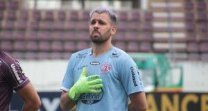 Saulo não deve permanecer na Ferroviária: “99,9% de chance de se despedir”, declarou diretor