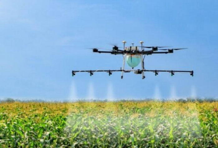 Empresa lança drone de US$ 15 mil para pulverizar plantações - Canaltech