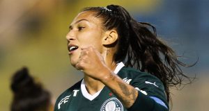 Bia Zaneratto vive expectativa para o duelo contra a Ferroviária: “É sempre especial voltar em Araraquara”