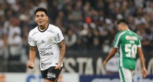 Corinthians vence Juventude e reassume a liderança
