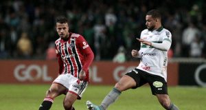 São Paulo sai na frente, mas empata com o Coritiba fora de casa