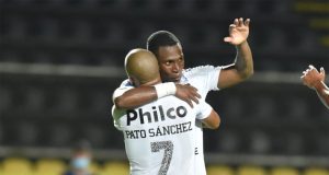 Santos marca no fim e arranca o empate do Táchira na Venezuela