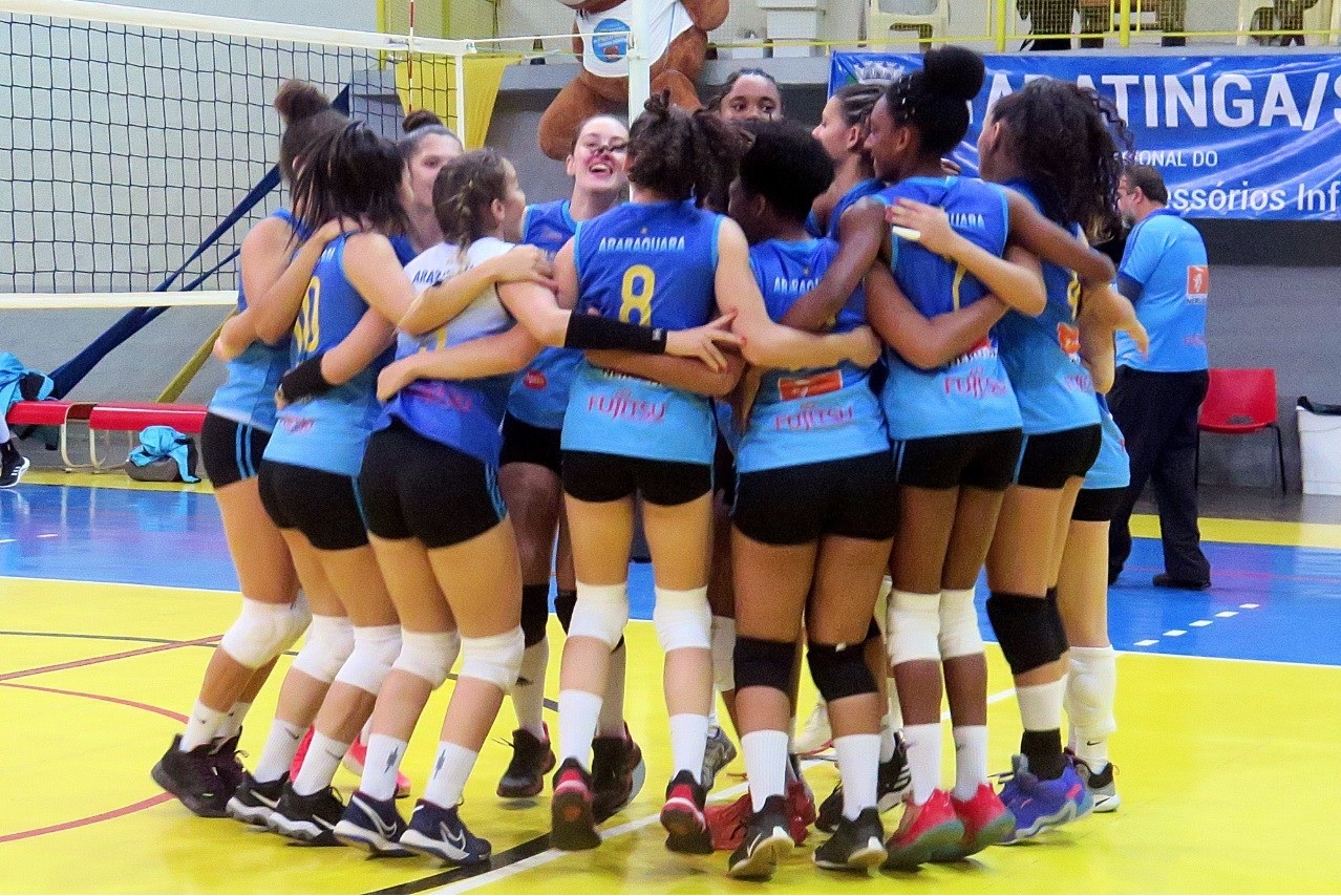 Vôlei feminino de Araraquara faz primeiro jogo em casa pelo Campeonato  Paulista - Portal Morada - Notícias de Araraquara e Região