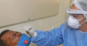 De 340 pessoas testadas com síndrome gripal, mais de 30% são positivadas para covid nesta terça