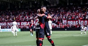 Corinthians perde para Atlético-GO no jogo de ida da Copa do Brasil