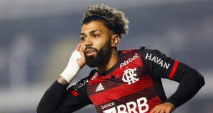 Com lei do ex, Santos acaba derrotado pelo Flamengo na Vila Belmiro