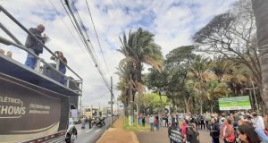 Damiano participa da abertura da Marcha para Jesus em Araraquara