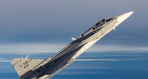 Louco por aviões, araraquarense registra chegada de caças Gripen em Gavião Peixoto