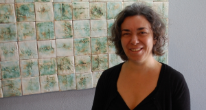 Artista portuguesa promove oficina gratuita em Araraquara