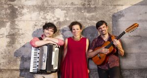 Conversa Ribeira faz show gratuito na cidade nesta sexta (25)