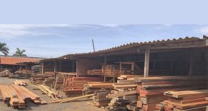 Madeireira é autuada em mais de R$ 90 mil pela Polícia Ambiental