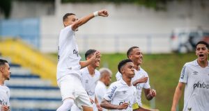 Santos vence com homenagem ao Rei; Oeste e EC São Bernardo triunfam