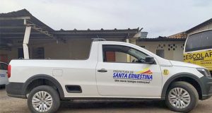 Bandidos assaltam e levam até carros oficiais da Prefeitura Municipal