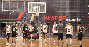 AZ Basquete Araraquara fará amistoso nesta terça-feira (14) no Sesi