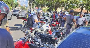 Em Araraquara, pressão da Polícia Militar e Guarda pode colocar fim nas motos barulhentas