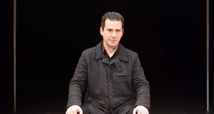 Vencedor do prêmio Shell, Samir Yazbek comanda oficina de teatro na cidade