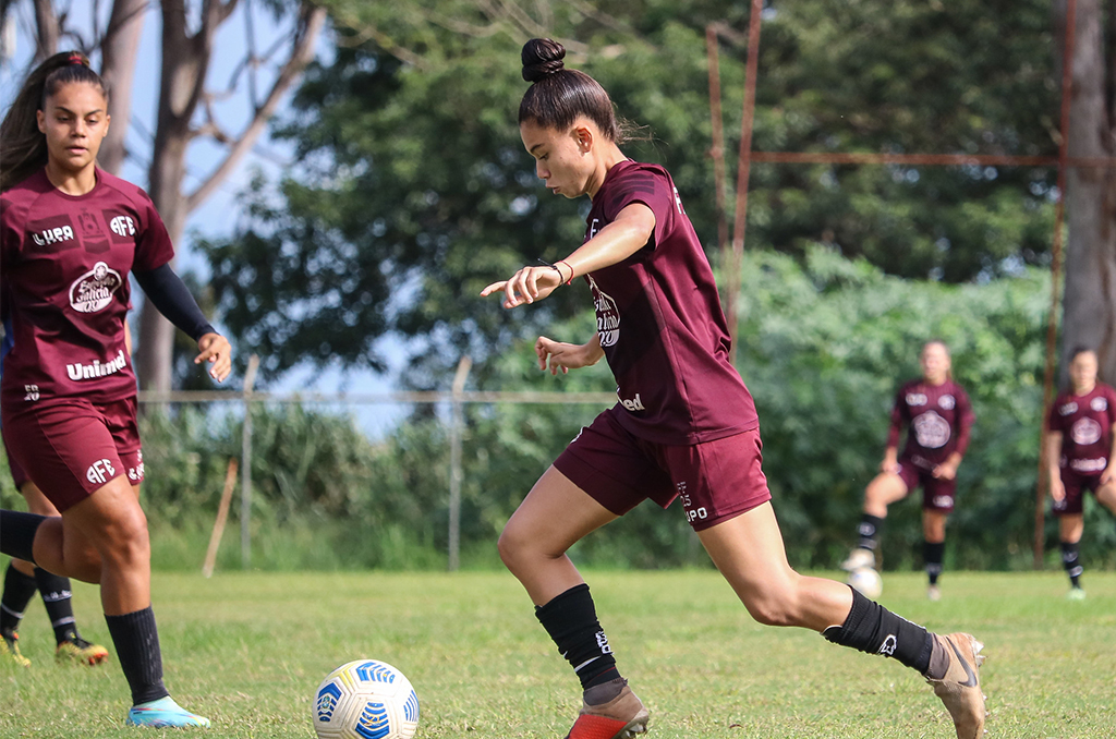 Corinthians e Ferroviária avançam e decidirão Brasileirão Feminino