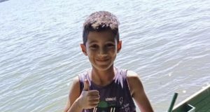 Após ser atropelado por caminhão em Nova Europa menino morre na Santa Casa