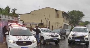 Homem é morto com um golpe de barra de ferro na cabeça em São Carlos