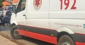 Acidente com motosserra deixa trabalhador ferido