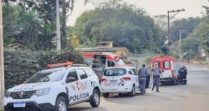 Homem tira vida de companheira na madrugada e depois se mata no interior do seu carro